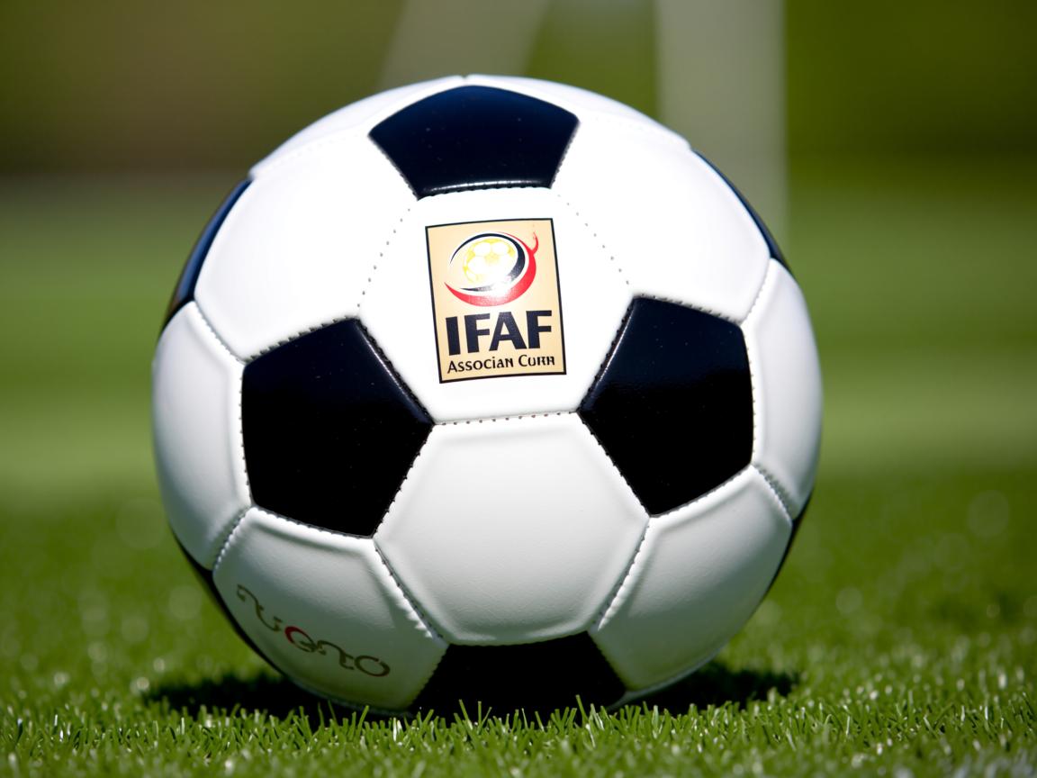 爱游戏app下载-勒沃库森边中结合打出犀利进攻，勒沃库森比赛视频聚胜顽球汇  第3张